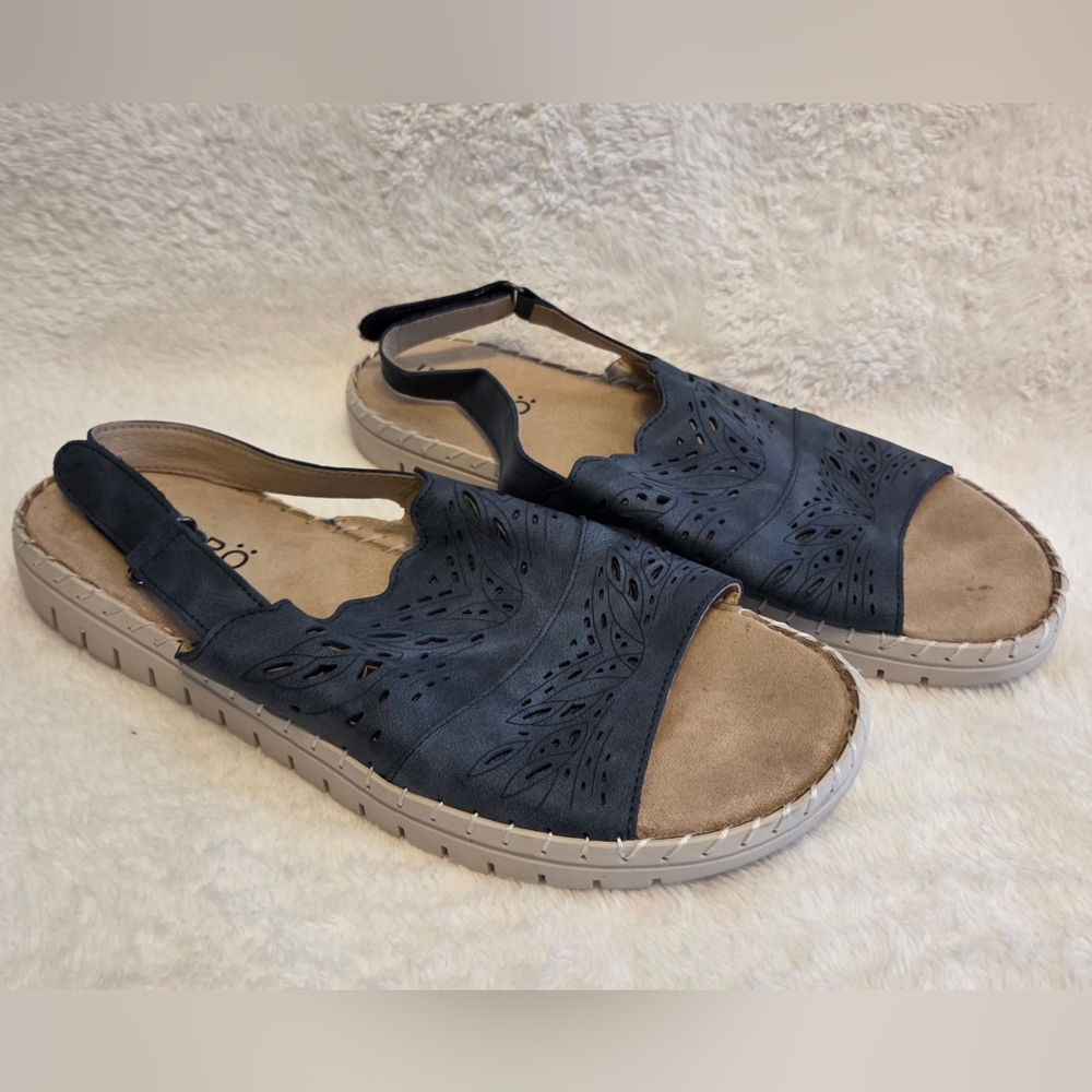 Ingaro Sport Tania Comfort Slingback Navy Sandals. Size 11
